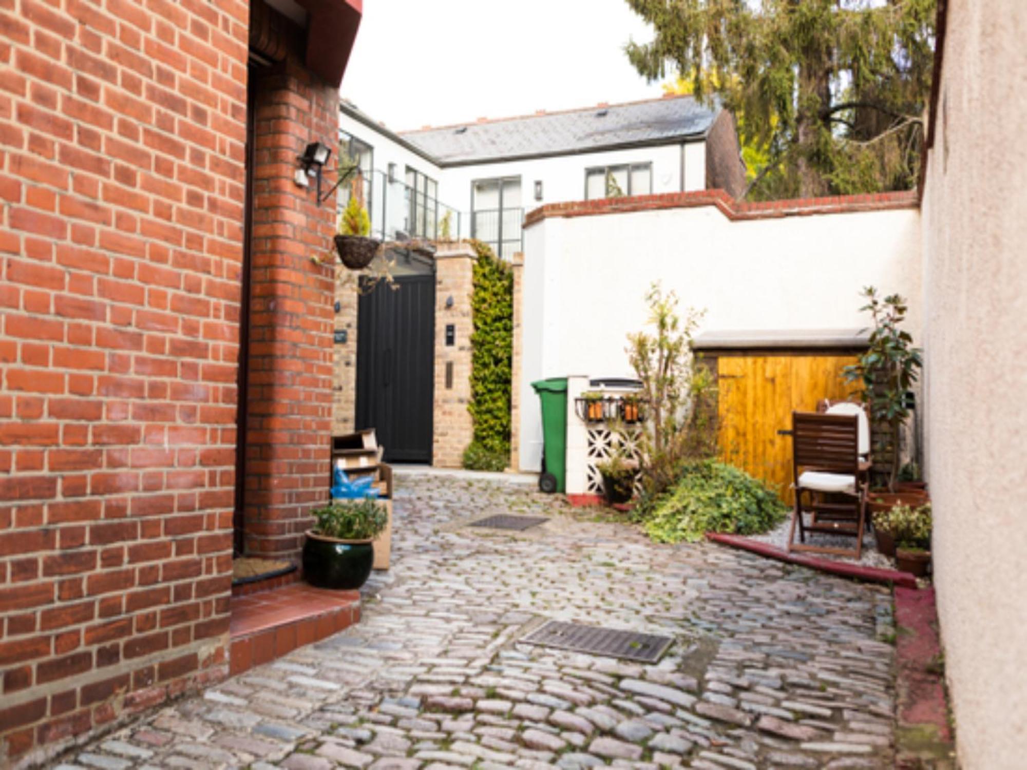 Hampstead 19Th Century Village Cottage Лондон Екстериор снимка
